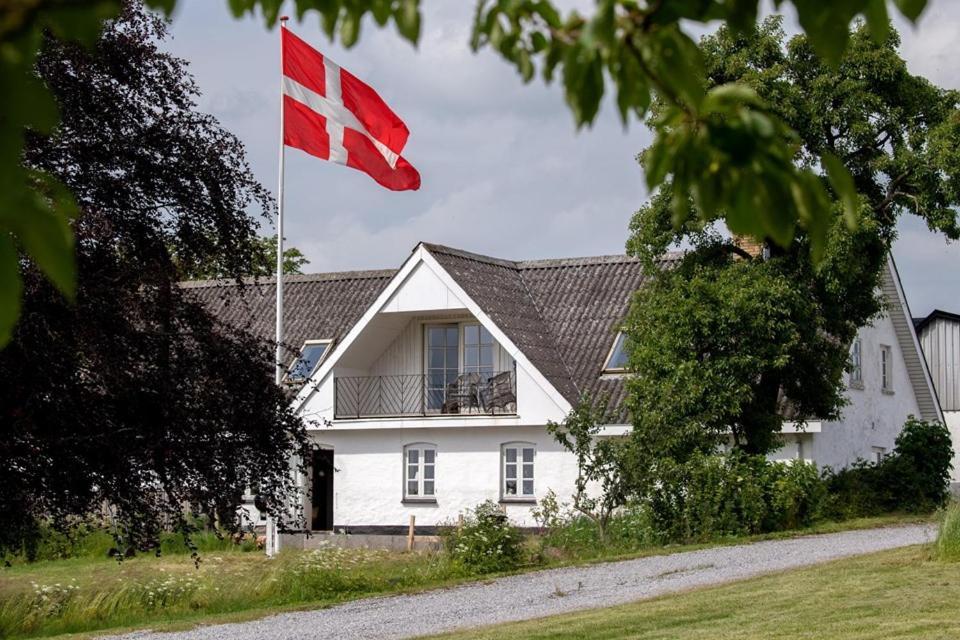 Breddamgard B&B Aabybro Экстерьер фото